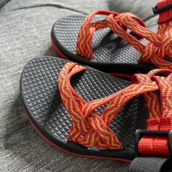 Chaco ZX1 Orange Swirl Sandal Kid's SZ 11 - Picture 7 of 8
